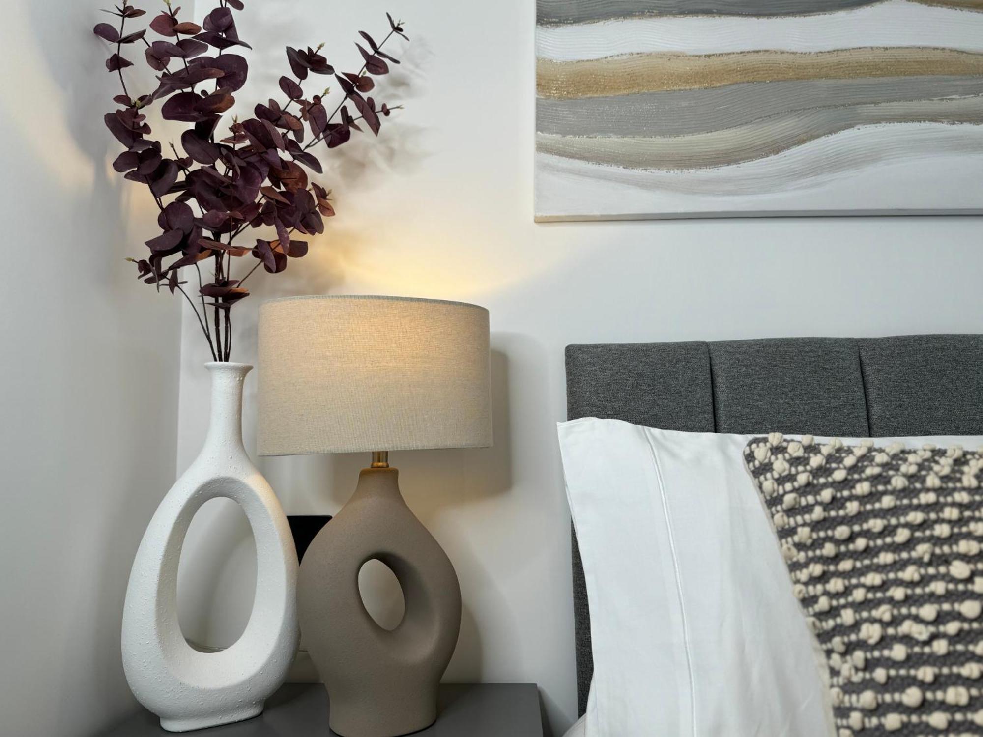 Modern One-Bedroom Apartment Swindon Exterior foto
